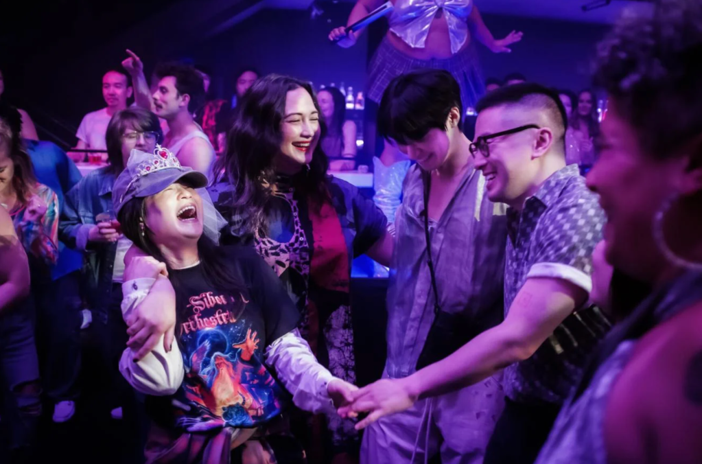 Short Takes: ‘The Wedding Banquet,’ ‘Grand Tour,’ and ‘The Ballad of Wallis&nbsp;Island’